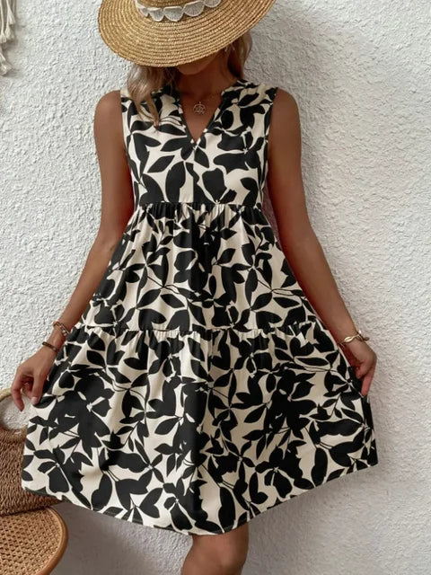 Vestito con scollo a V e stampa floreale
