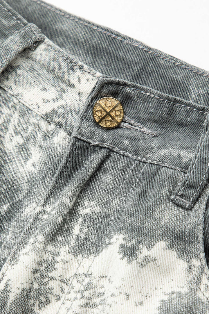 Pantalon cargo avec une jambe droite