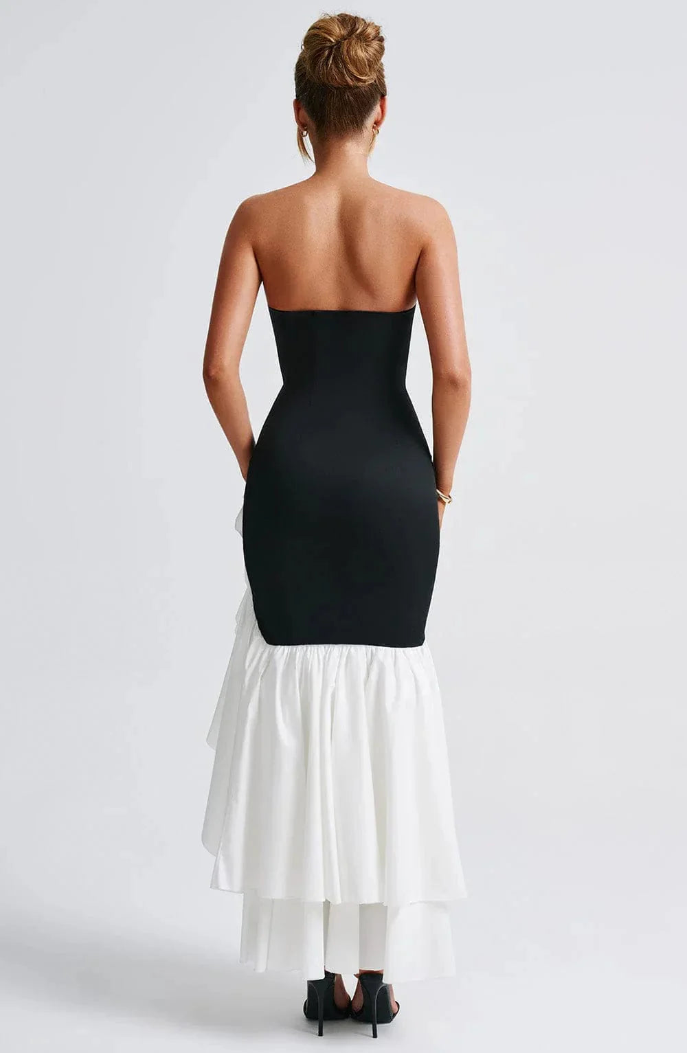 Robe débardeur avec fente.