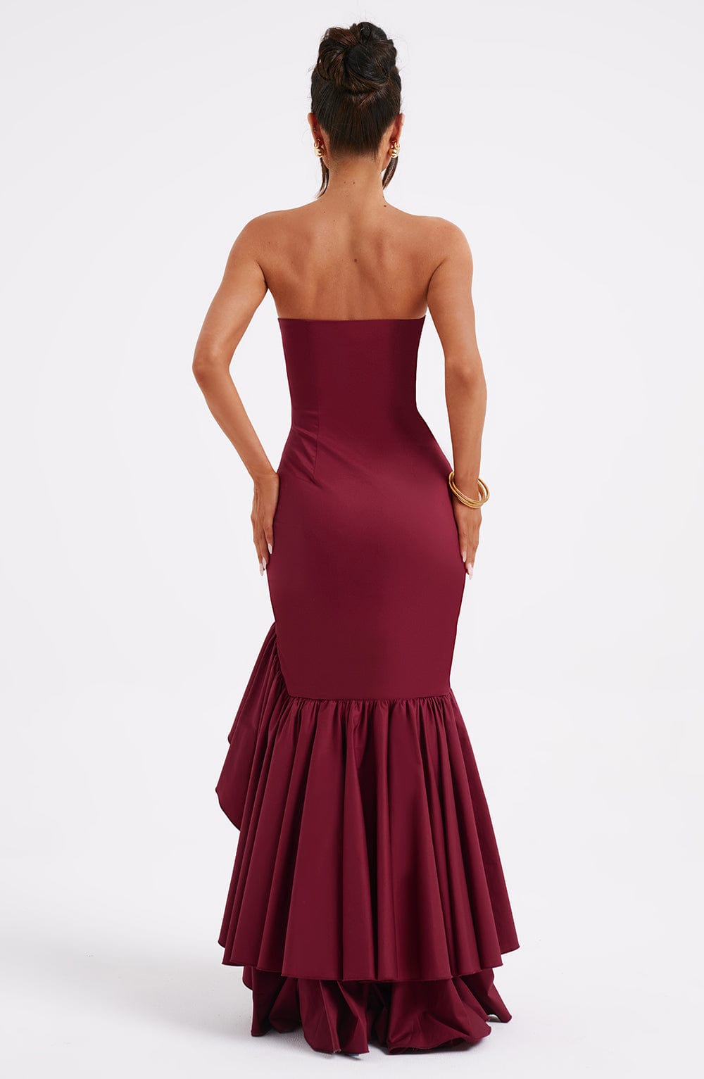 Robe débardeur avec fente.