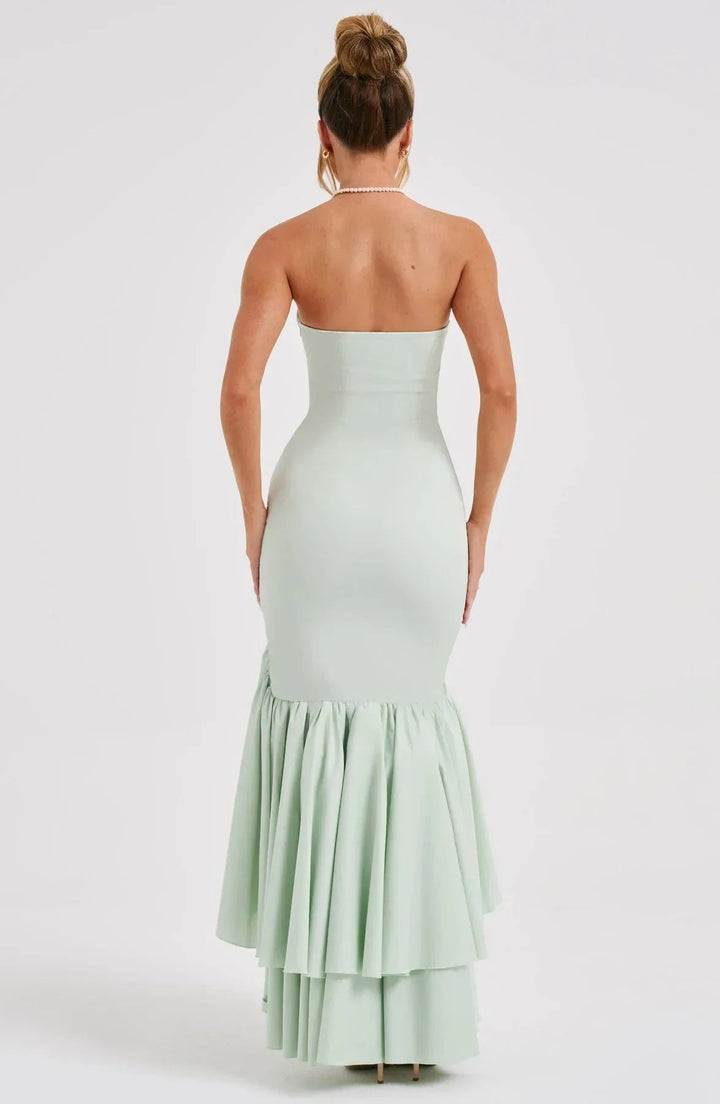 Robe débardeur avec fente.