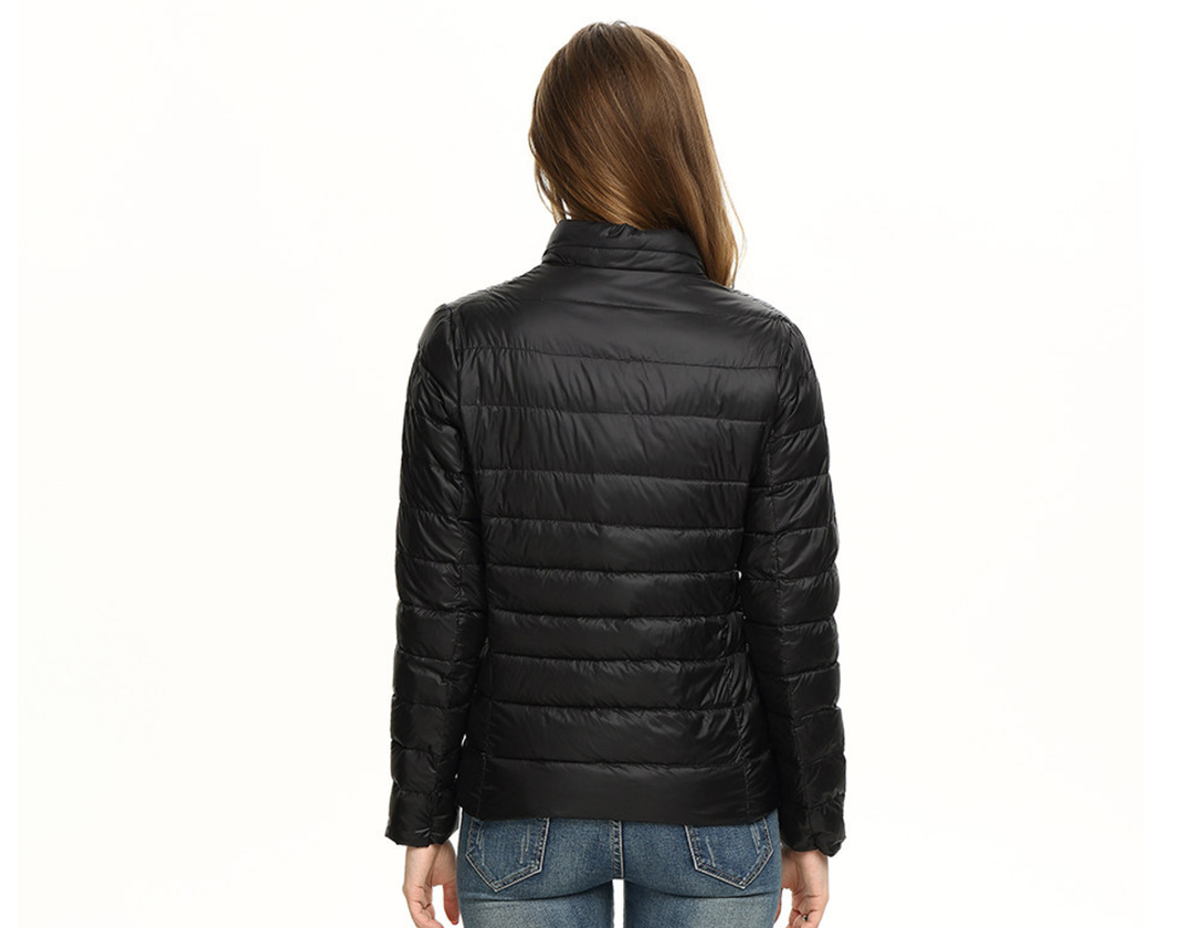 Veste en duvet légère et imperméable pour l'automne 2025 - Élégance urbaine