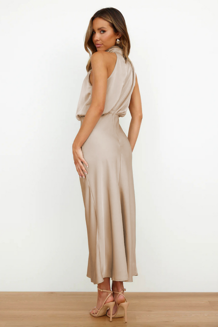 Desislava | Abito midi elegante con scollo rotondo asimmetrico