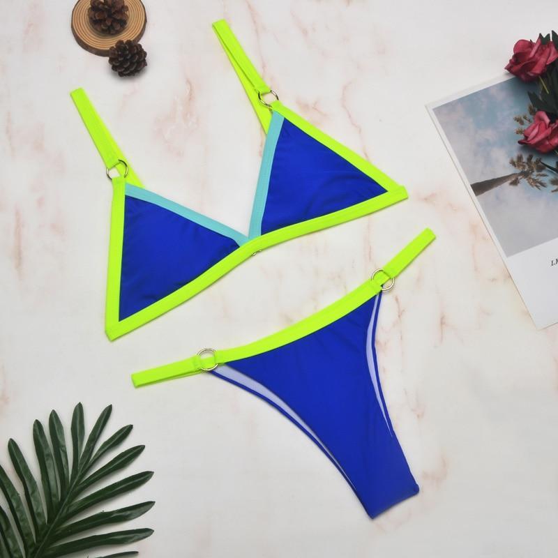 Bikini Due Pezzi Moderno con Accenti Dorati
