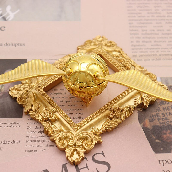 Luxury Jewelry Box | Golden Treasure Ring | Goldene Fang