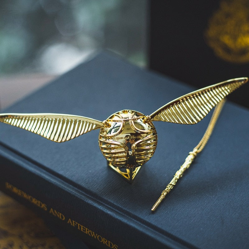 Luxury Jewelry Box | Golden Treasure Ring | Goldene Fang