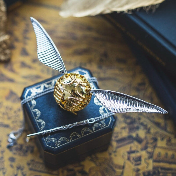 Luxury Jewelry Box | Golden Treasure Ring | Goldene Fang