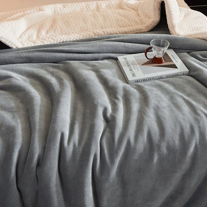 Luxury Winter Fleece Blanket - Cozy Winter Dream