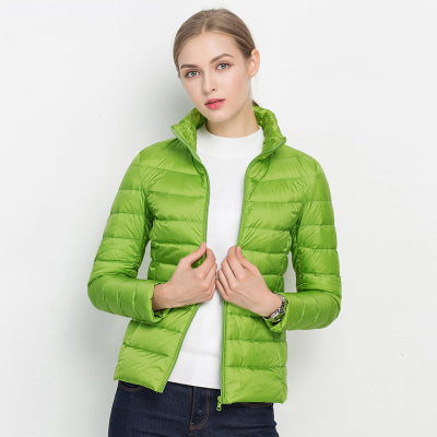 Veste en duvet légère et imperméable pour l'automne 2025 - Élégance urbaine