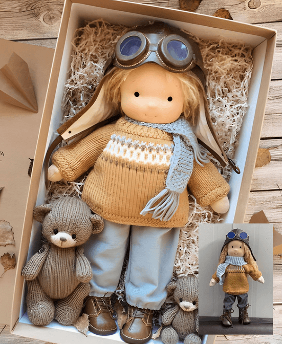Waldorf handgefertigte Plüschpuppe für den Winter – Poppi, ökologisches und weiches Spielzeug für Kinder