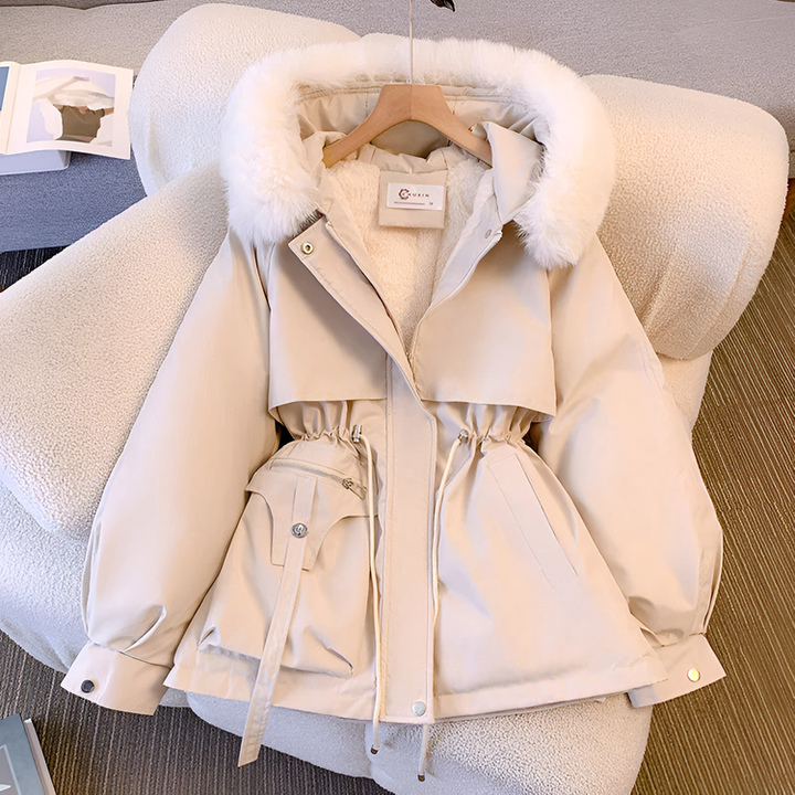 Soline – Manteau d'hiver stylé pour femmes avec capuche profonde, design raffiné