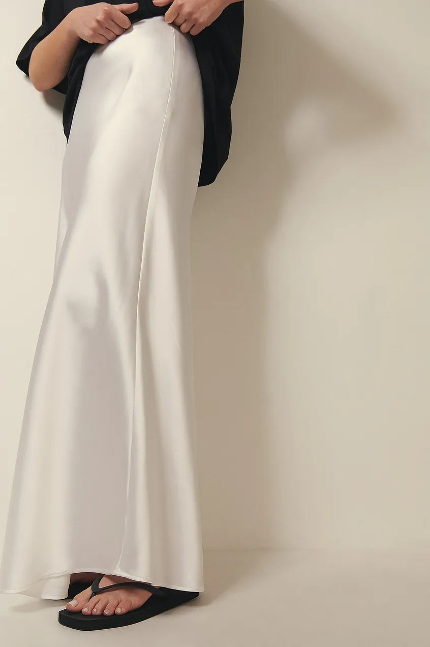 Tiphaine - Jupe satinée taille haute, élégante et raffinée pour toutes les occasions