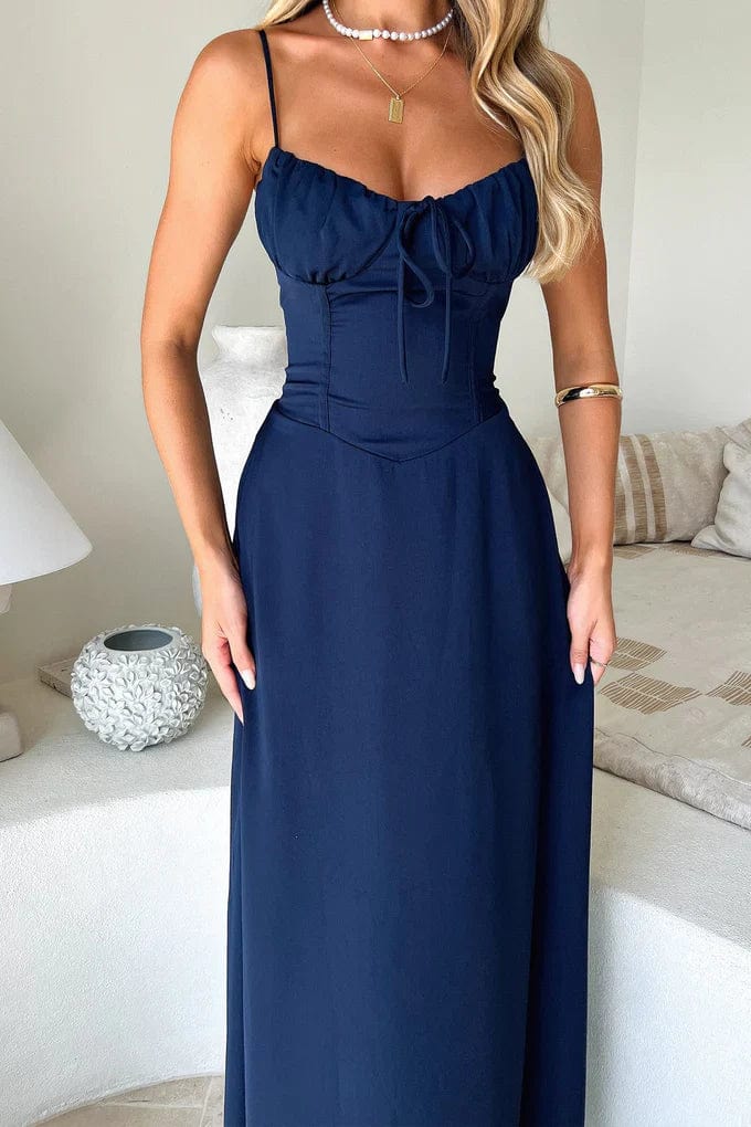 Robe sans manche à lacets