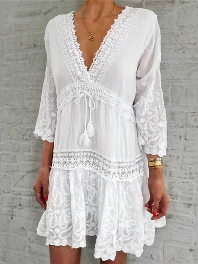 Elegantes Sommerkleid mit Details