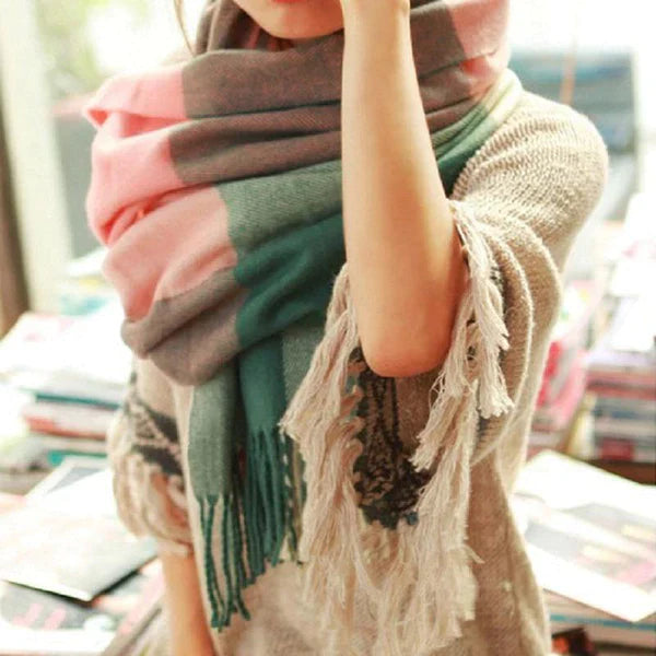 Coleen Cashmere Scarf | Warm and Elegant for Autumn