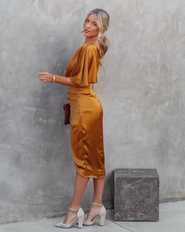 Abiti Casi Casiane – Eleganza senza tempo, fascino incantevole