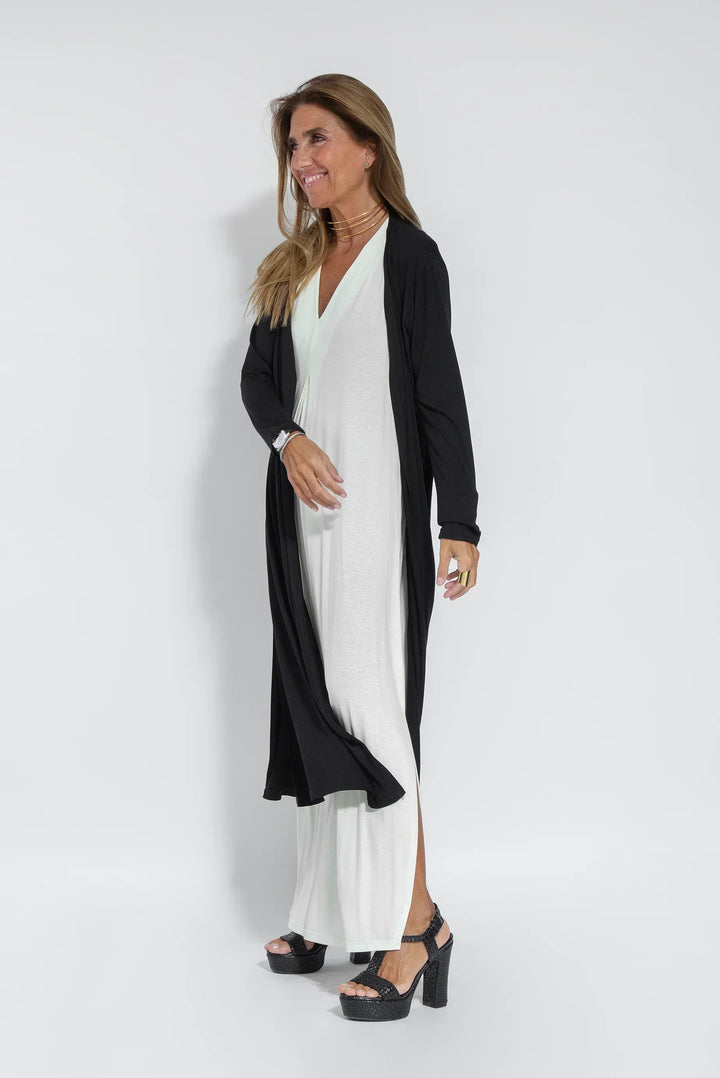 Robe Somera - L'élégance intemporelle au service de votre confort