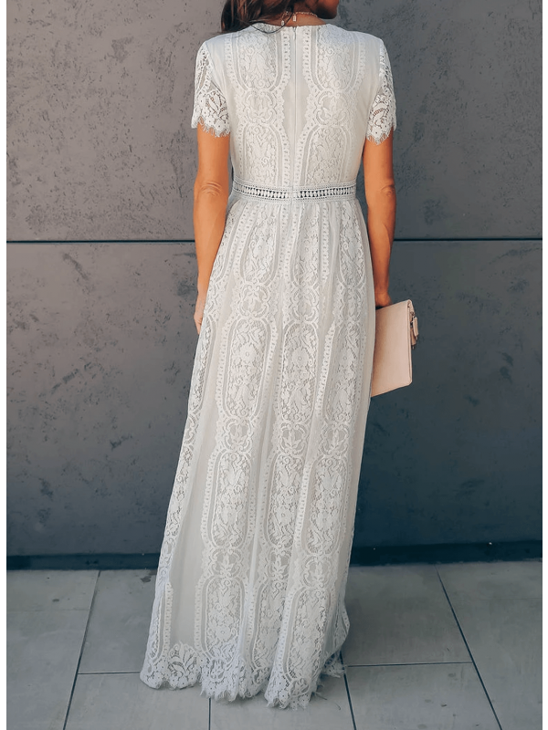 Langes Spitzenkleid mit kurzen Ärmeln und V-Ausschnitt
